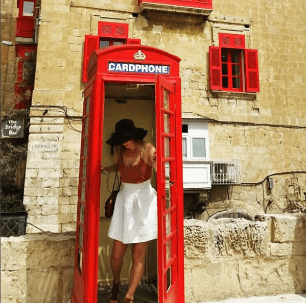 Young lady posing in Valletta 